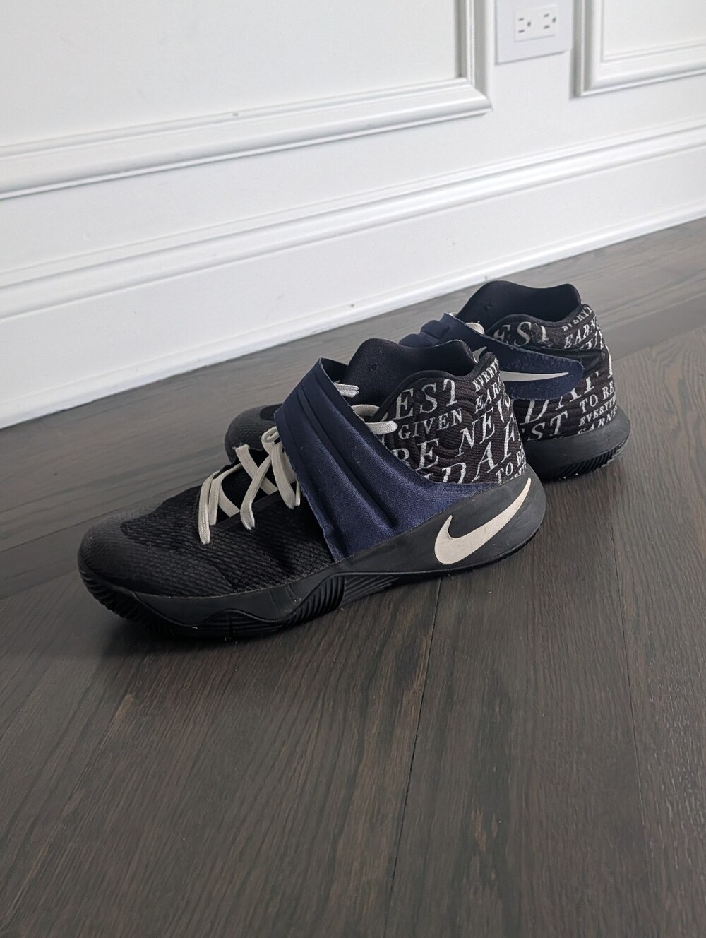 Nike Kyrie 2 NIKEiD Custom Men's Basketball Shoes, Size 12